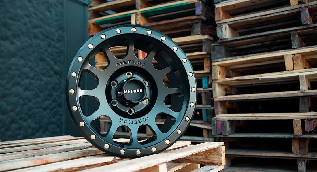 Method 305 Matte Black 6x135 r17