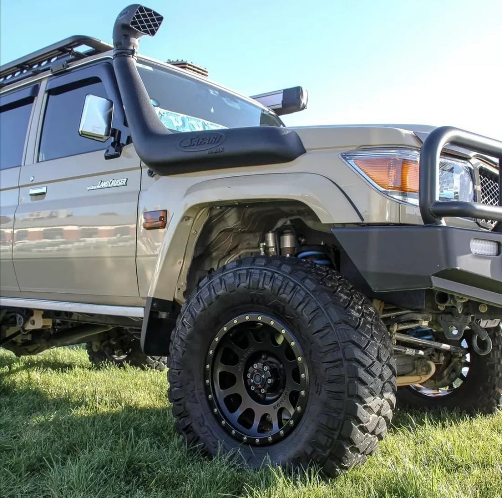 Method 305 Matte Black 6x135 r17